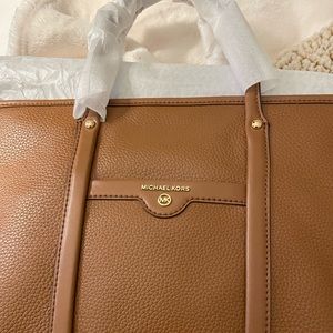 Michael Kori jet set leather tote